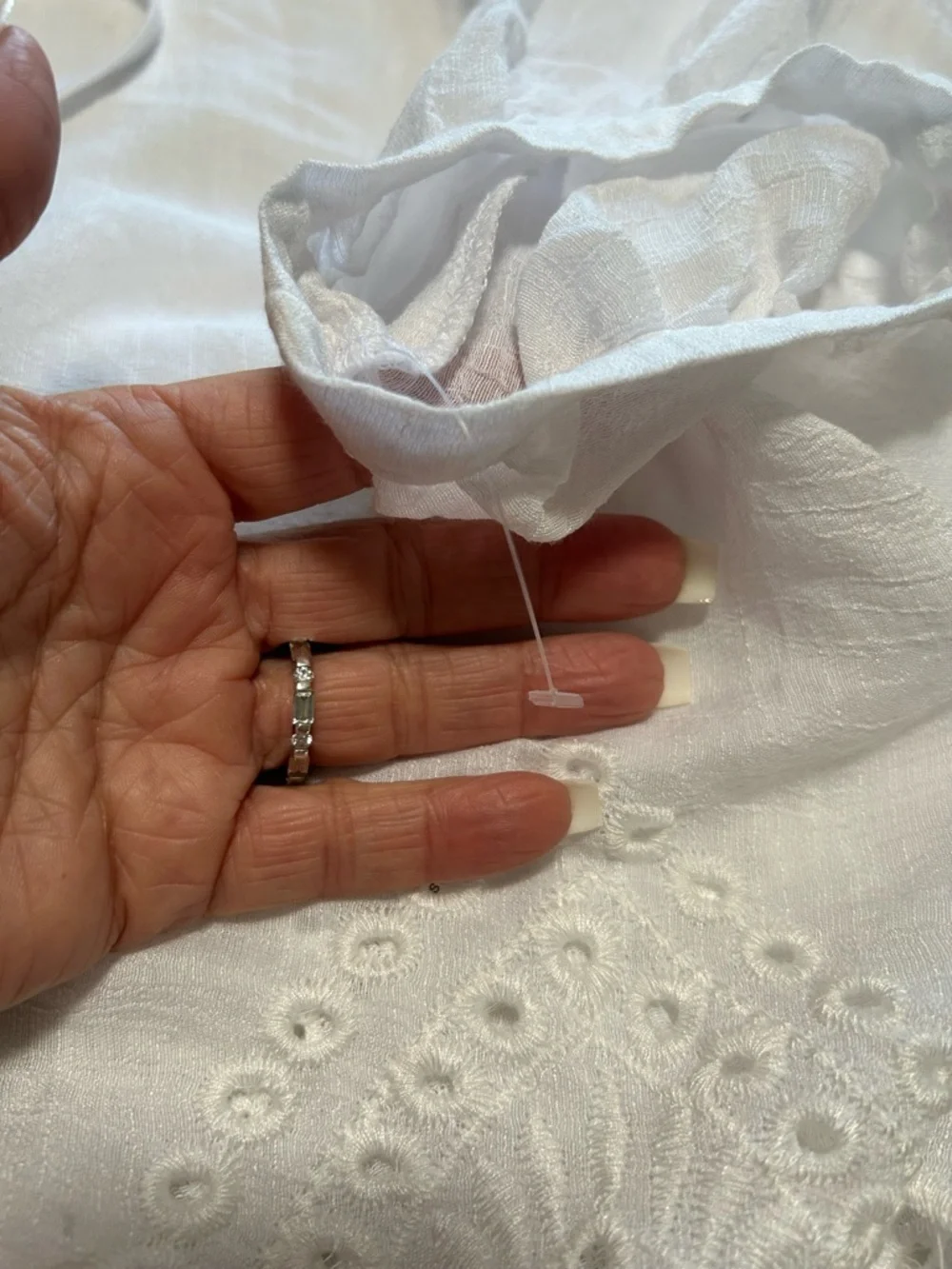 Figueroa & Flower sheer top with large embroidered eyelet bottom - Picture 11 of 12
